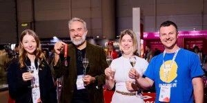 SOFTSWISS entrega un Alfa Romeo 4C ensamblado en vivo durante SiGMA Central Europe 2025